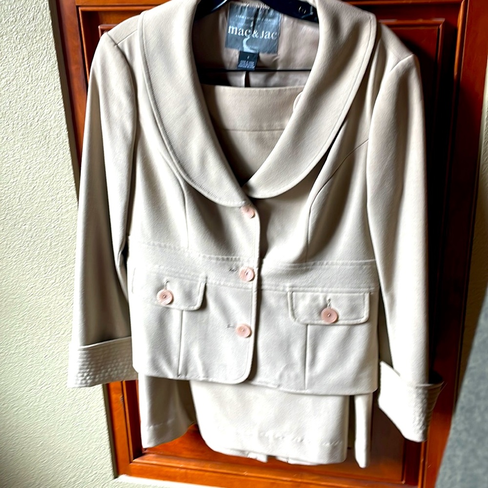 Mac & Jac suit